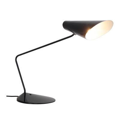 BVH Table lamp 8628S