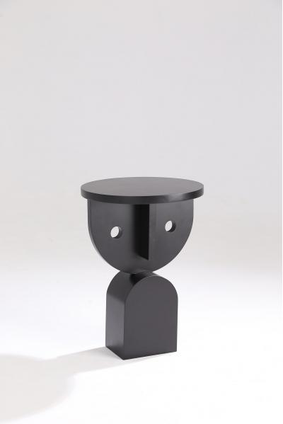Face Wood Side Table