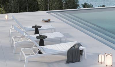 Magnesium Oxide Side Table